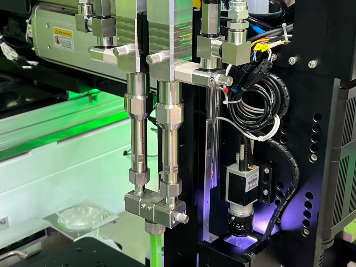 Dispensing and alignment equipment used in optical bonding production